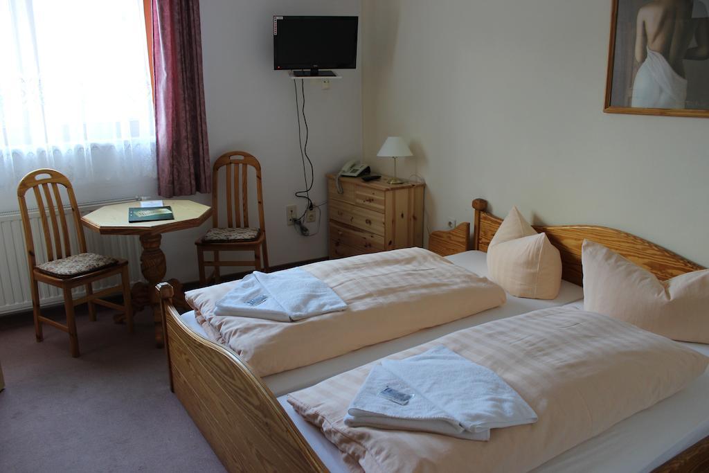 Landhotel Gasthof Zwota Клингенталь Номер фото