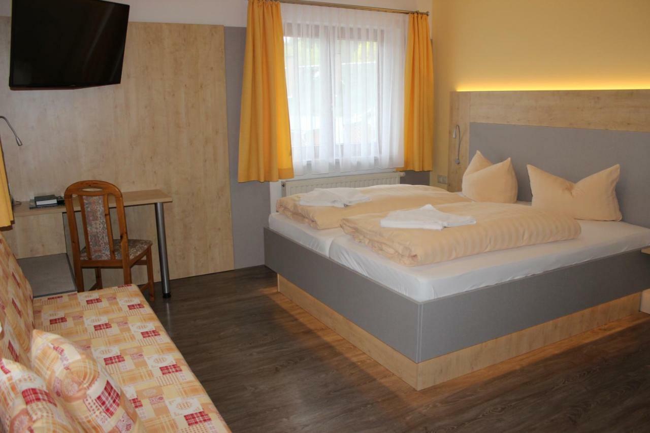 Landhotel Gasthof Zwota Клингенталь Экстерьер фото